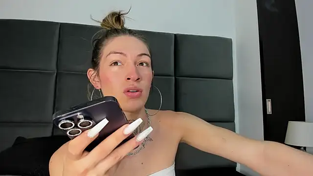 Lizz Luna online show from 15, 10, 2025