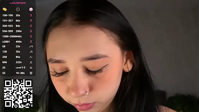 AislyEmbury online show from 12, 11, 2025