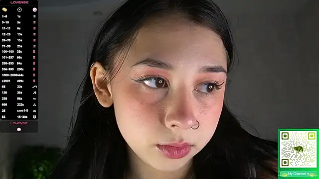 AislyEmbury online show from 21, 11, 2025