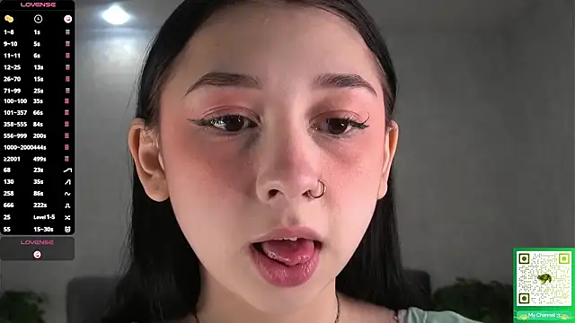 AislyEmbury online show from 27, 11, 2025