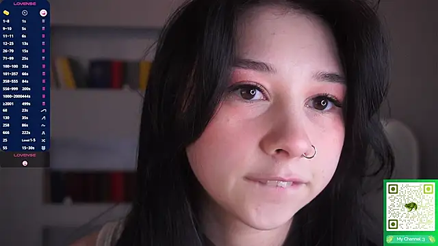 AislyEmbury online show from 13, 2, 2026