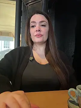 Sophie Eaton online show from 24, 11, 2025