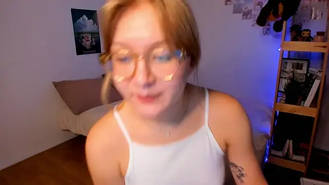 Snapshot of leazy_peazy chatting on 20, 10, 2025 leazy peazy online show from 20, 10, 2025