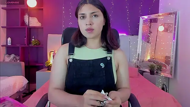 VickyBuunny online show from 17, 3, 2025