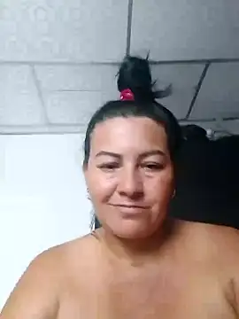 Snapshot of lupita_2023 chatting on 26, 12, 2024 lupita 2023 online show from 26, 12, 2024