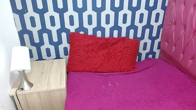 sarax ximena online show from 28, 10, 2025