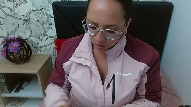 sarax ximena online show from 22, 7, 2026