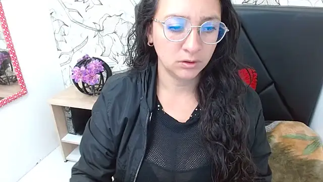 sarax ximena online show from 25, 7, 2026