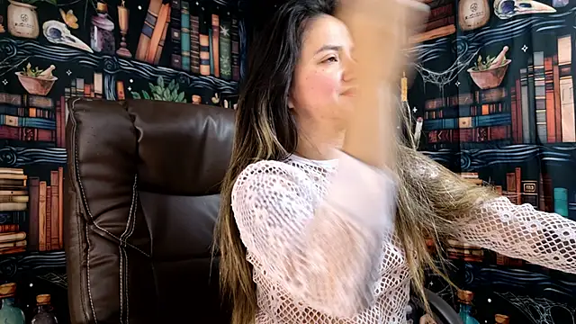 julietta   jackson online show from 4, 4, 2026