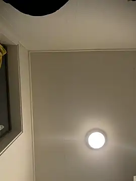 wolfwhite95 online show from 21, 3, 2026