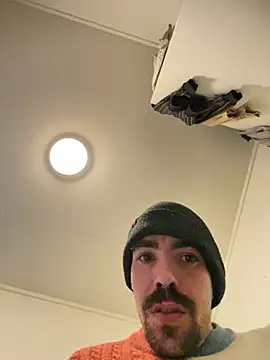 wolfwhite95 online show from 15, 3, 2026