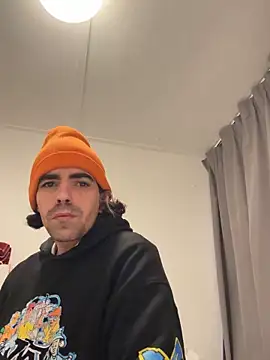 wolfwhite95 online show from 25, 10, 2025