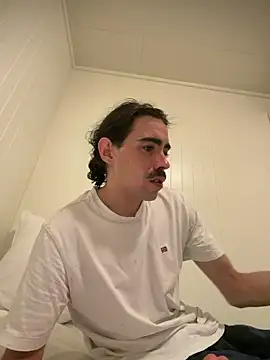 wolfwhite95 online show from 27, 2, 2026