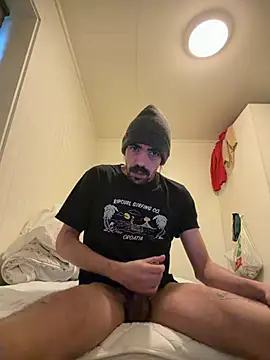 wolfwhite95 online show from 22, 3, 2026