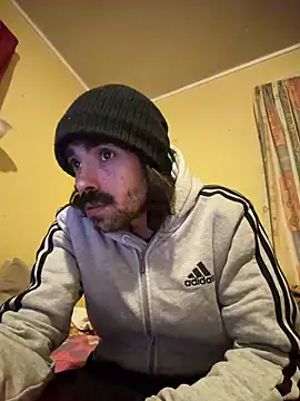 wolfwhite95 online show from 8, 2, 2026