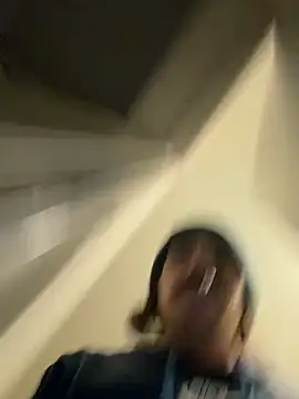 wolfwhite95 online show from 13, 4, 2026