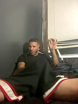 Snapshot of Chico_Bellaco chatting on 8, 10, 2025 Chico Bellaco online show from 8, 10, 2025