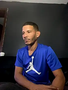 Snapshot of Chico_Bellaco chatting on 9, 11, 2025 Chico Bellaco online show from 9, 11, 2025