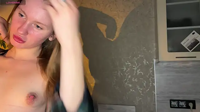 Snapshot of saint_cat25 chatting on 2, 6, 2026 saint cat25 online show from 2, 6, 2026