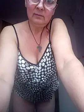 YourTenderness45 online show from 31, 12, 2024