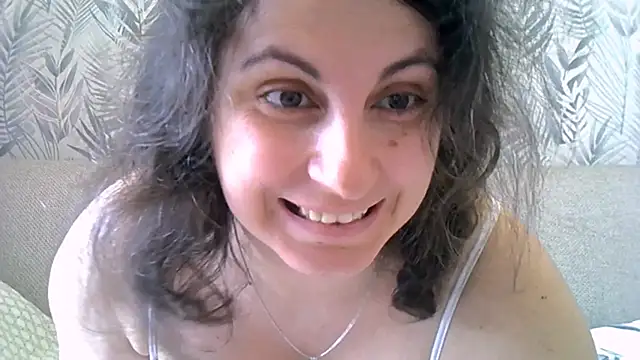 ShelaDiass online show from 4, 4, 2026