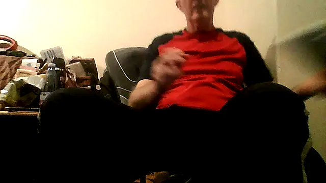 doggsy01 online show from 6, 10, 2025