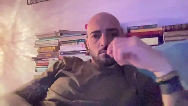 alessandromori91 online show from 10, 4, 2026