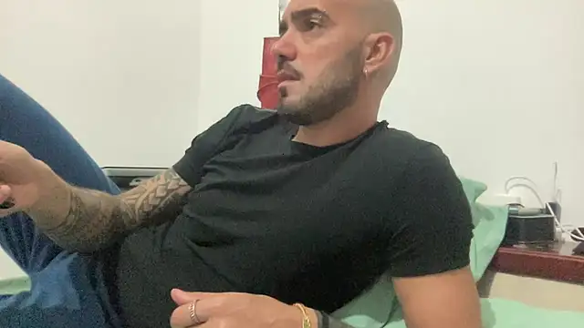 Snapshot of alessandromori91 chatting on 26, 9, 2025 alessandromori91 online show from 26, 9, 2025