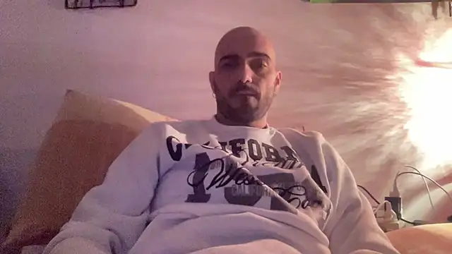 alessandromori91 online show from 22, 2, 2026