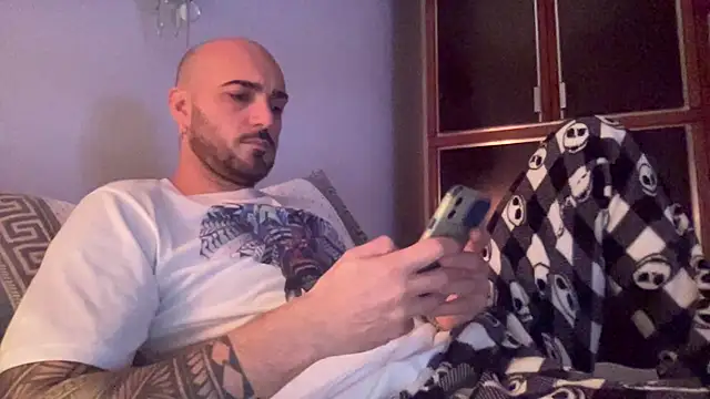 alessandromori91 online show from 21, 12, 2025