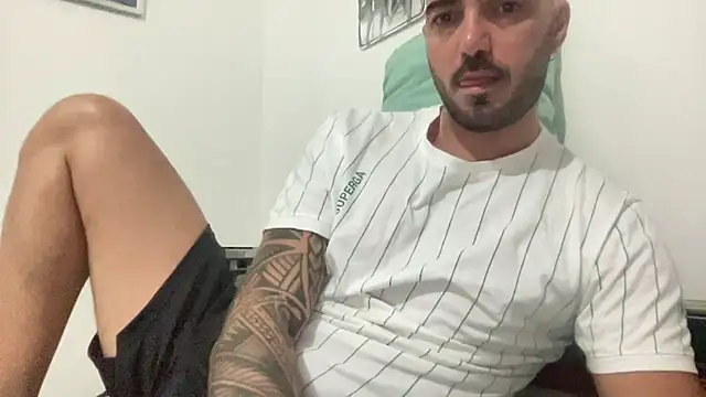 Snapshot of alessandromori91 chatting on 21, 9, 2025 alessandromori91 online show from 21, 9, 2025