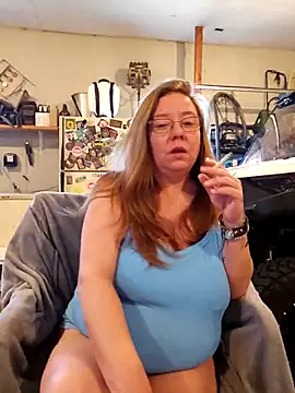 MsShelby40 online show from 17, 12, 2025