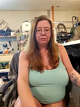 MsShelby40 online show from 19, 4, 2026