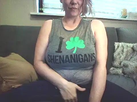 Big-Tits-McGee online show from 14, 3, 2025