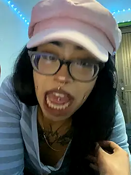 Violetta Suky online show from 29, 10, 2025