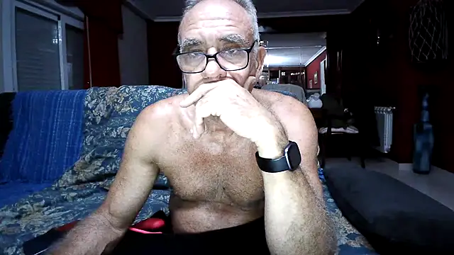 Snapshot of maduroguapo chatting on 26, 4, 2026 maduroguapo online show from 26, 4, 2026
