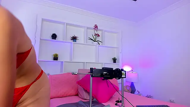 Jenifer Diaz online show from 14, 2, 2025