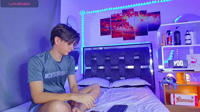 Snapshot of Alex_and_Fabian chatting on 15, 6, 2026 Alex and Fabian online show from 15, 6, 2026