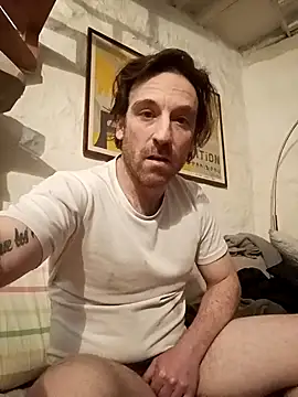 Crookedcook82xh online show from 29, 3, 2026