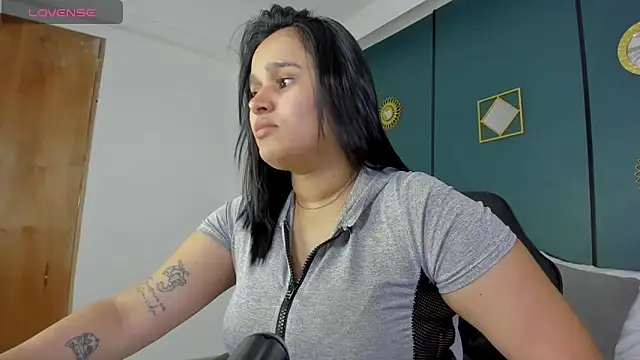 lia sexx19 online show from 20, 4, 2026