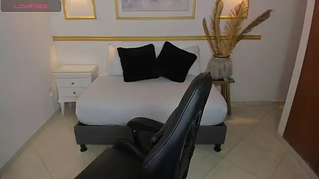 lia sexx19 online show from 6, 1, 2026