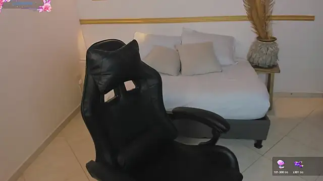 lia sexx19 online show from 3, 2, 2026