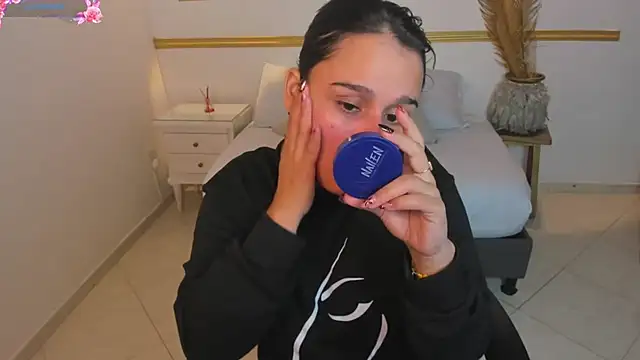 lia sexx19 online show from 3, 2, 2026