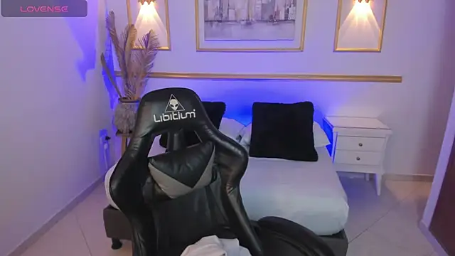 lia sexx19 online show from 19, 12, 2025