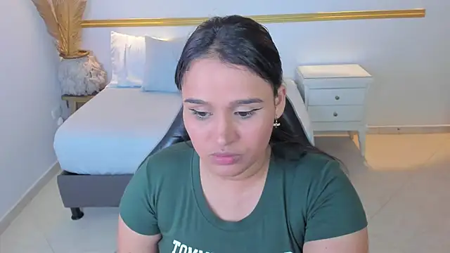 lia sexx19 online show from 7, 10, 2025