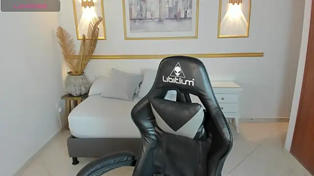 lia sexx19 online show from 25, 11, 2025