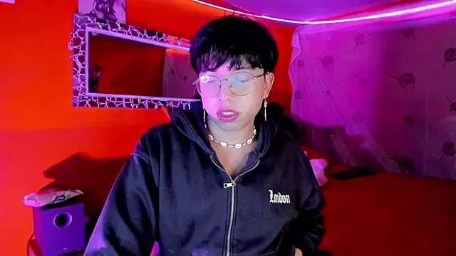 AnggelONfiree online show from 9, 10, 2025