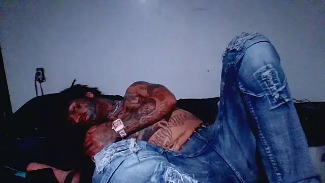 Azazelihornyasf online show from 17, 12, 2025