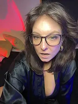 Evagirl88 online show from 4, 1, 2025
