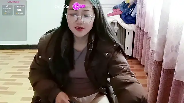 luoxuwen online show from 6, 2, 2025